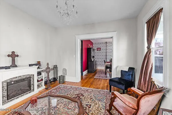 618 N Bromley AVE, Scranton, PA 18504