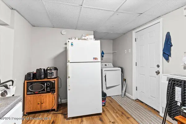 212 E Elm ST, Dunmore, PA 18512
