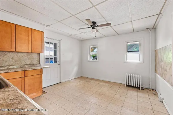 1431 Sanderson AVE, Scranton, PA 18509