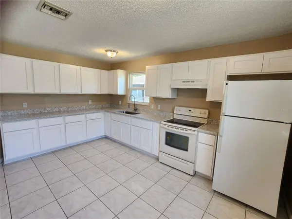 2429 CENTENNIAL BLVD, Leesburg, FL 34748
