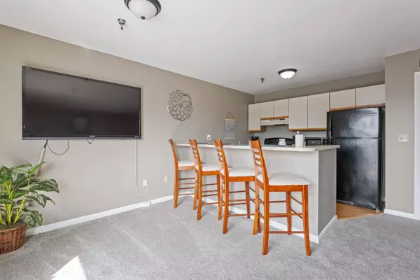 131 Lake ST #325, Laconia, NH 03246