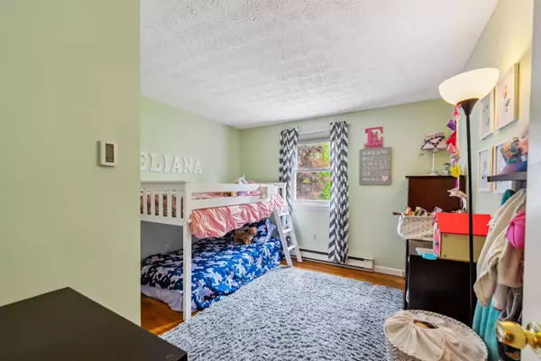 259 Brickett RD, Manchester, NH 03109