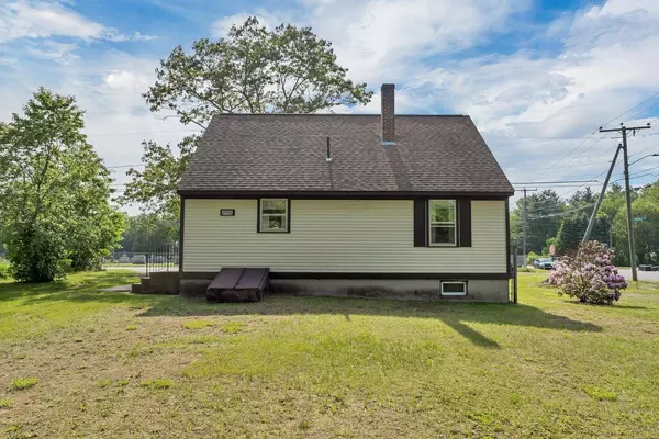 13 Lawndale AVE, Franklin, NH 03235