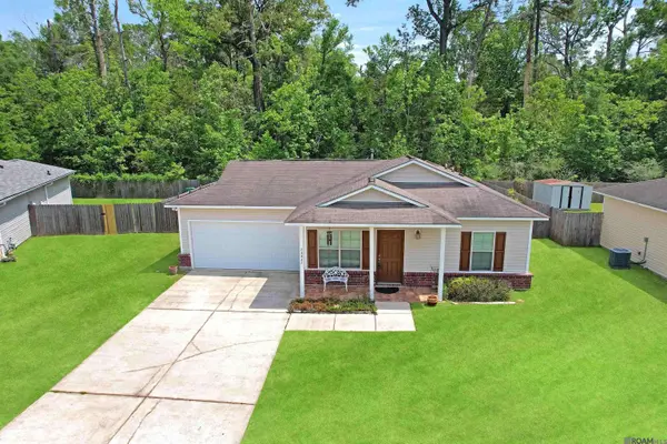 22832 Lafourche Ln, Denham Springs, LA 70726
