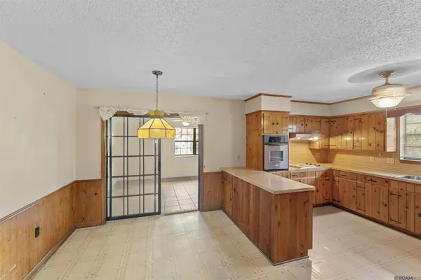 966 Landwood Dr, Baton Rouge, LA 70806