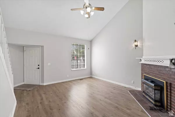 305 E PARK CREEKE LN, South Salt Lake, UT 84115