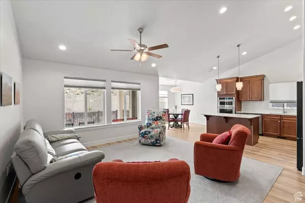 617 N BENNEDICT DR, Saratoga Springs, UT 84045