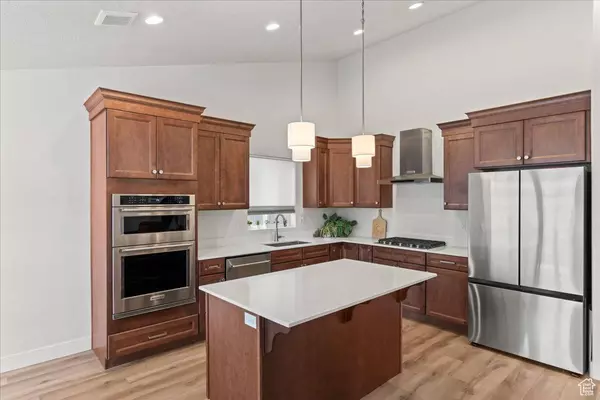 617 N BENNEDICT DR, Saratoga Springs, UT 84045