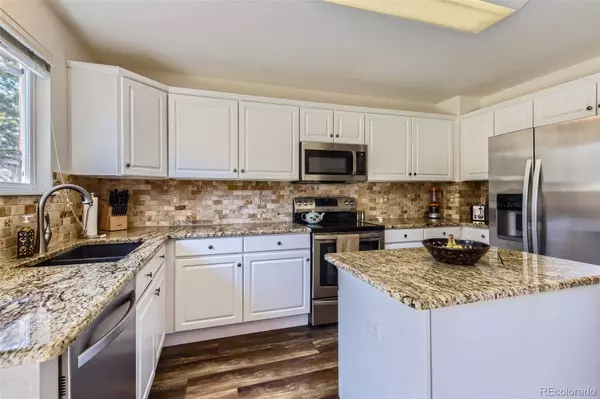 10235 Rotherwood CIR, Highlands Ranch, CO 80130