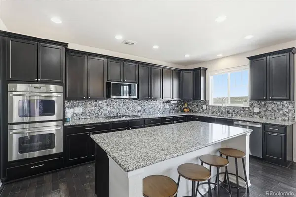 6726 Lynch LN, Castle Rock, CO 80108