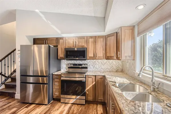 18938 E Utah CIR, Aurora, CO 80017