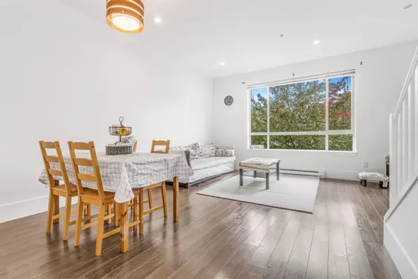 19752 55a AVE #13, Langley, BC V3A 3X2