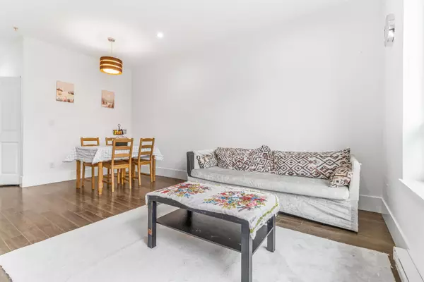 19752 55a AVE #13, Langley, BC V3A 3X2