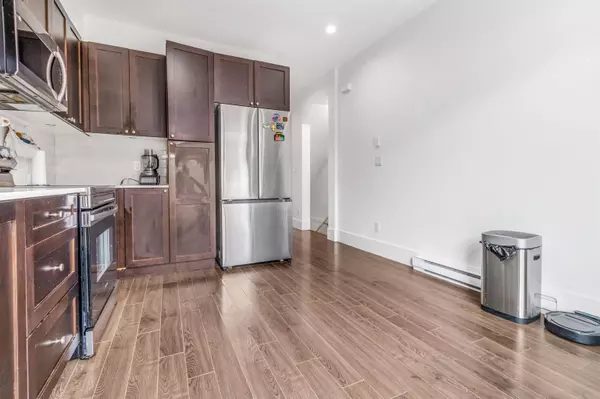 19752 55a AVE #13, Langley, BC V3A 3X2