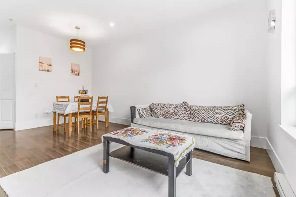 19752 55a AVE #13, Langley, BC V3A 3X2