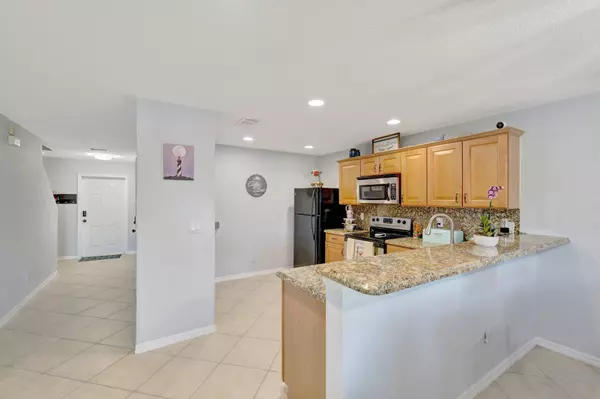 2556 Marshfield CT, Port Saint Lucie, FL 34953