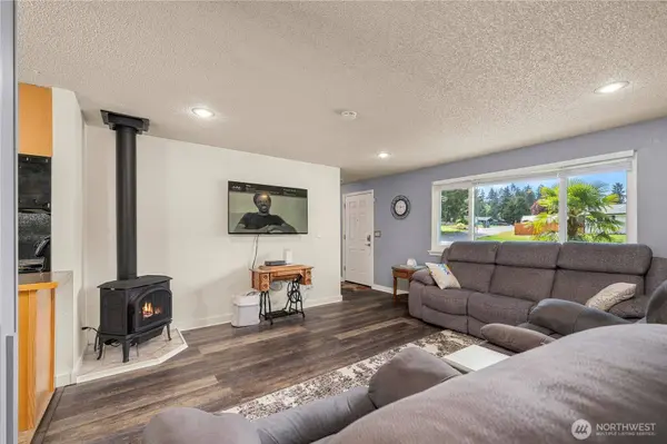 12205 217th Avenue Ct E, Bonney Lake, WA 98391