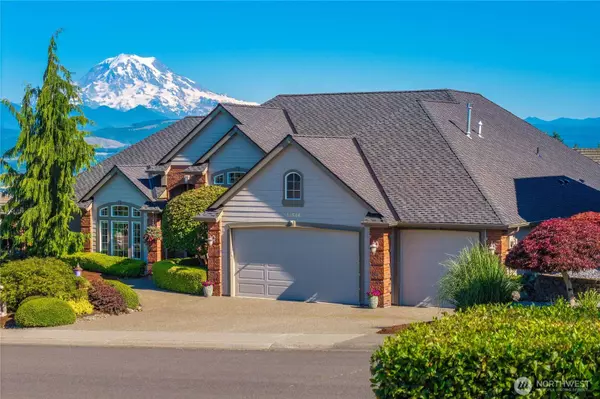 13514 157th Street Ct E, Puyallup, WA 98374