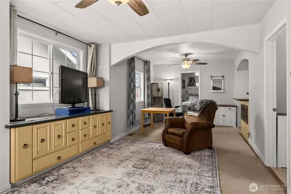 3805 A ST, Tacoma, WA 98418