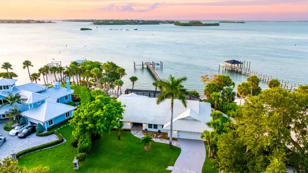 3501 SE Kubin Ave, Stuart, FL 34997-2502