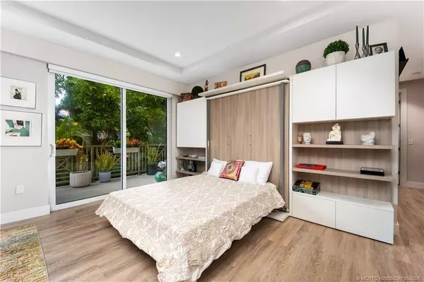 41 Seminole ST SW #208, Stuart, FL 34994