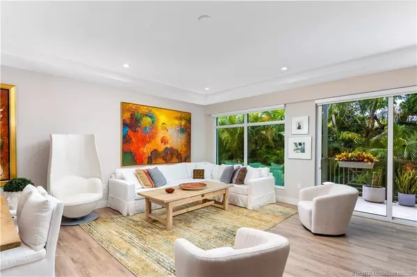 41 Seminole ST SW #208, Stuart, FL 34994