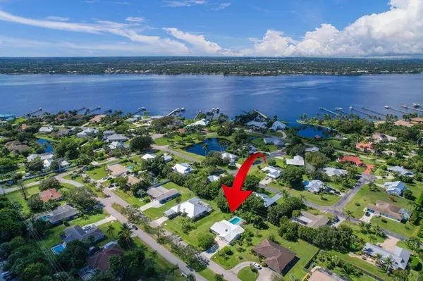 2416 NW Everglades BLVD, Stuart, FL 34994