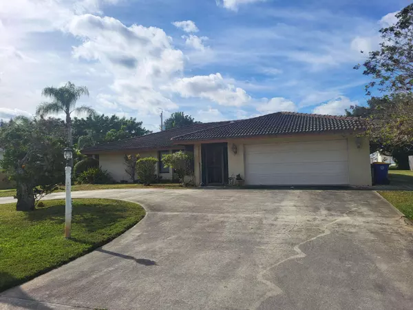 2420 NW Everglades BLVD, Stuart, FL 34994