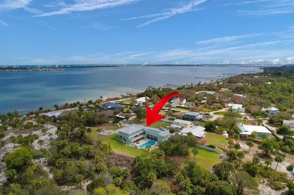 3712 E Mockingbird HL, Jensen Beach, FL 34957