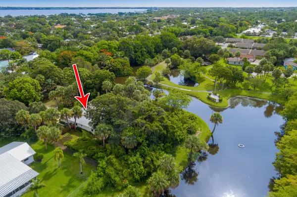 612 SE 6th ST, Stuart, FL 34994