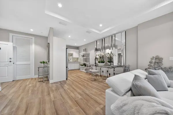 41 SW Seminole ST #304, Stuart, FL 34994