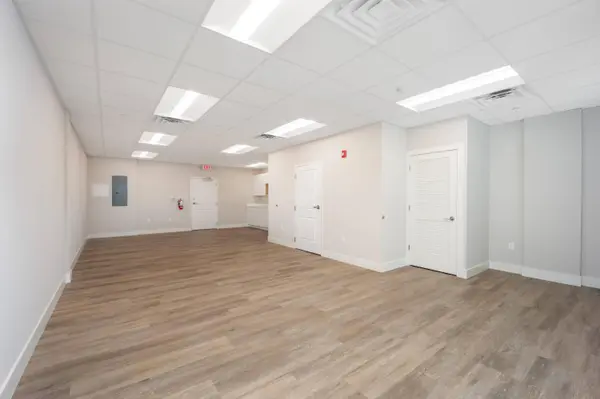 41 SW Seminole ST #211, Stuart, FL 34994