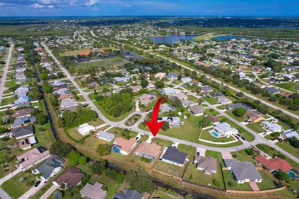 3285 SE Pinto ST, Port St Lucie, FL 34984