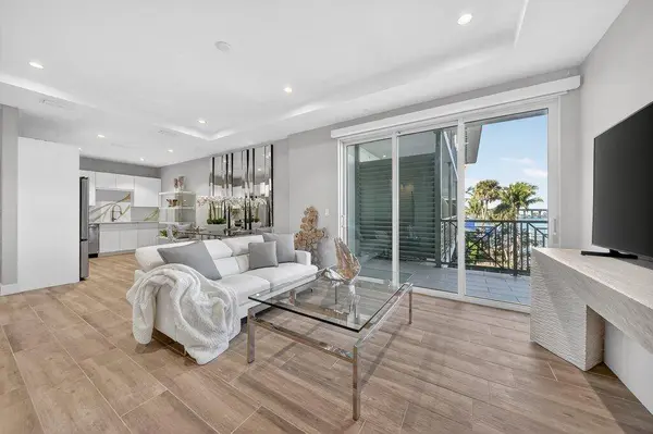 41 SW Seminole ST #304, Stuart, FL 34994