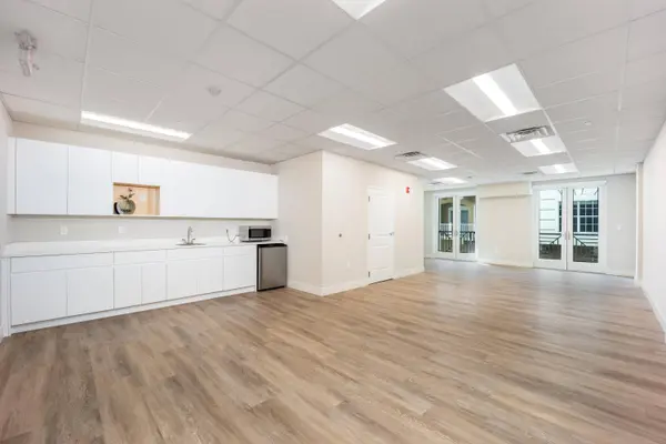 41 SW Seminole ST #211, Stuart, FL 34994