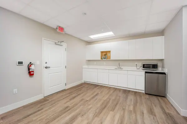 41 SW Seminole ST #211, Stuart, FL 34994