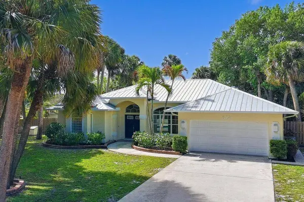 612 SE 6th ST, Stuart, FL 34994