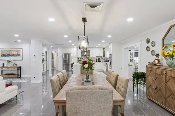 1950 Foxhollow DR E, Auburndale, FL 33823