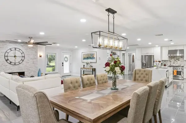 1950 Foxhollow DR E, Auburndale, FL 33823