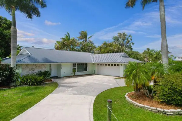 1209 SW Dyer Point RD, Palm City, FL 34990