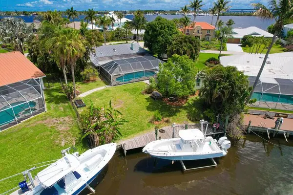 1209 SW Dyer Point RD, Palm City, FL 34990