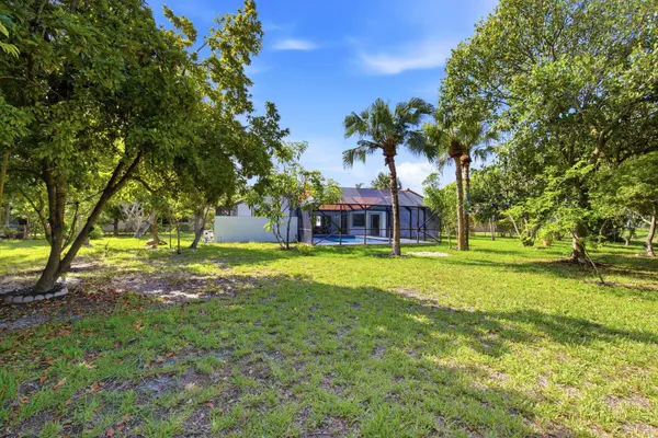 8899 NW 47th DR, Coral Springs, FL 33067
