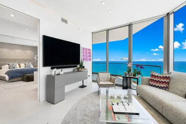 18975 Collins AVE #2004, Sunny Isles Beach, FL 33160
