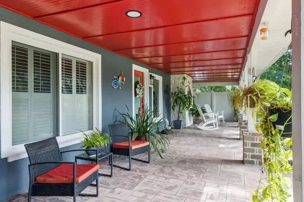 1950 E Foxhollow DR, Auburndale, FL 33823