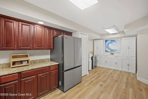551 Casa Bella DR #203, Cape Canaveral, FL 32920