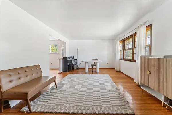 103 Lincoln Ave S, Cherry Hill, NJ 08002-1153