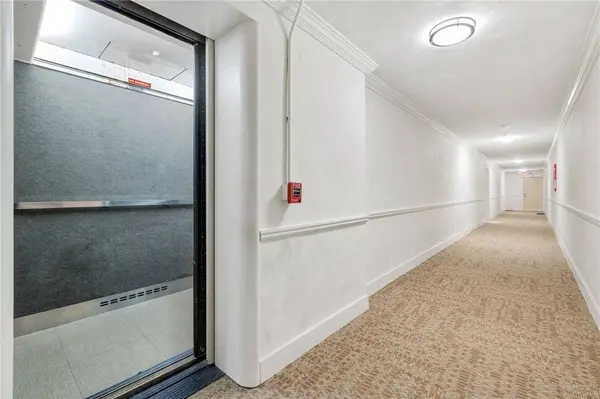 5900 Babcock Blvd #40, Ross Twp, PA 15237