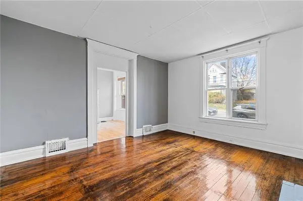 3014 Versailles Ave, Mckeesport, PA 15132