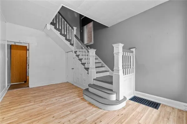 3014 Versailles Ave, Mckeesport, PA 15132