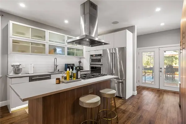 5712 Hays St, East Liberty, PA 15206